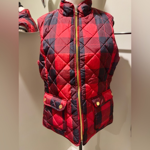 St. John's Bay Jackets & Blazers - NWOT, Red and black plaid puffer vest, size Medium